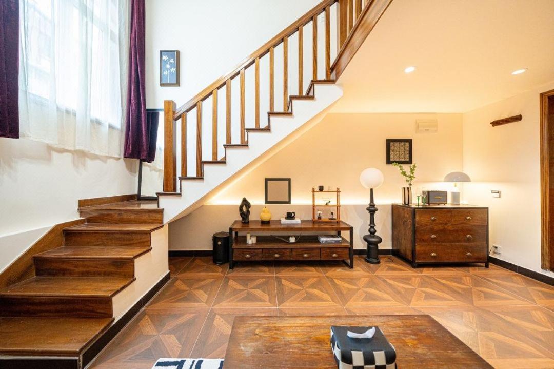 Apartment Hills & Well-time Mcm Family With Terrace Near Line2 Jing'an Temple